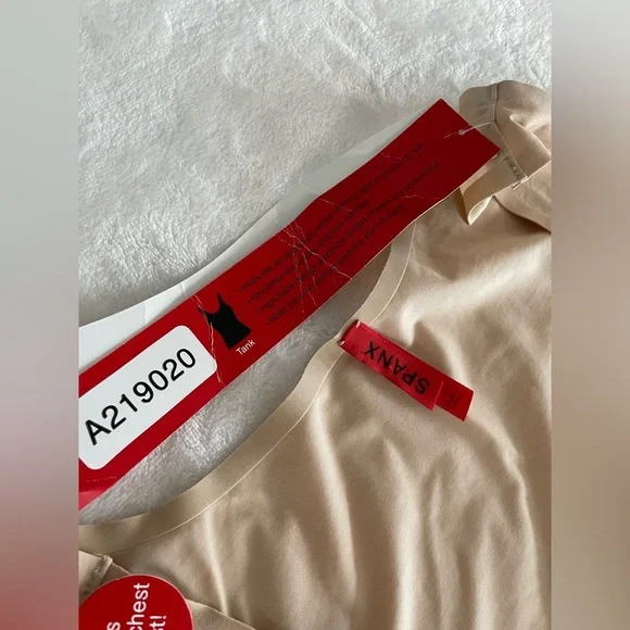 Spanx Set of Two Size Large Shapewear Thinstincts Tanks in Nude and Black NWT - Picture 11 of 16